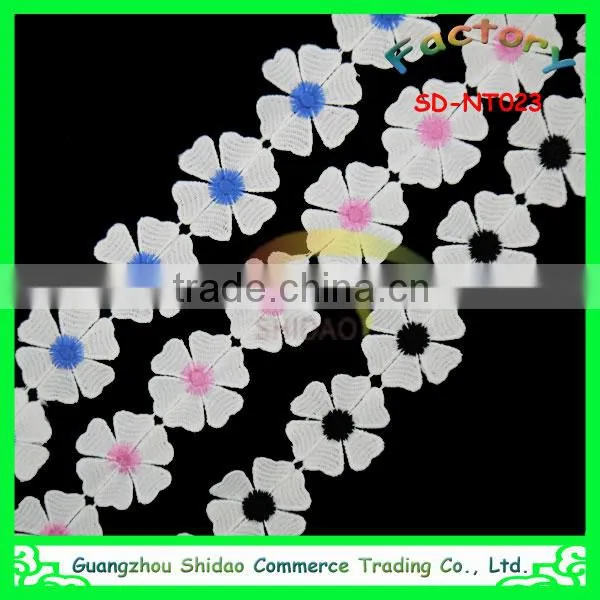 New design fashion flowers water soluble african poly milky guipure lace trim