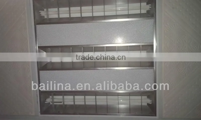 Energy-saving interior LED office light with cross-blade reflector