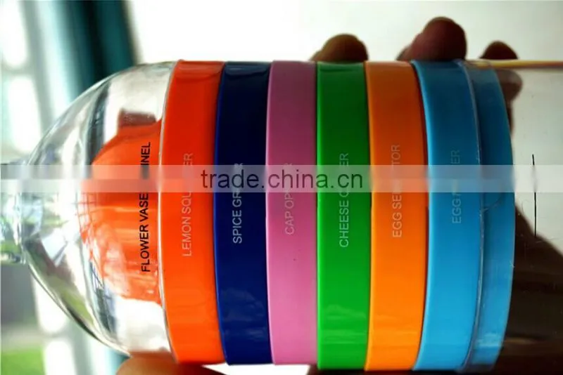 Kitchen tool like bottle bin