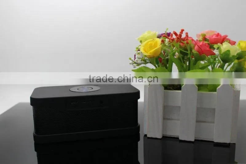 Flash Light Bluetooth Speaker, Mini Bluetooth Speaker With FM Radio