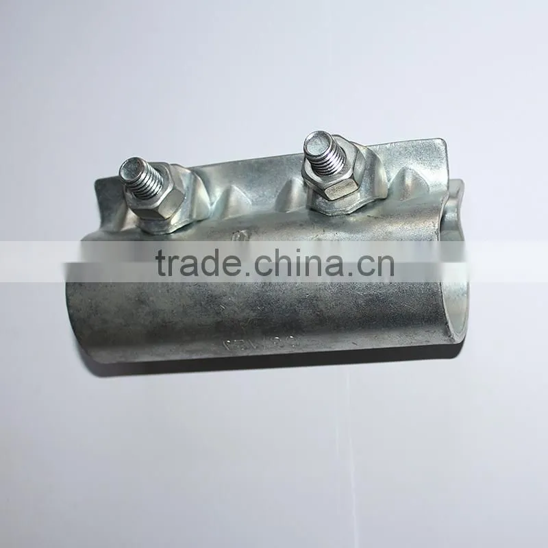 Scaffolding pressed sleeve clamp for construction