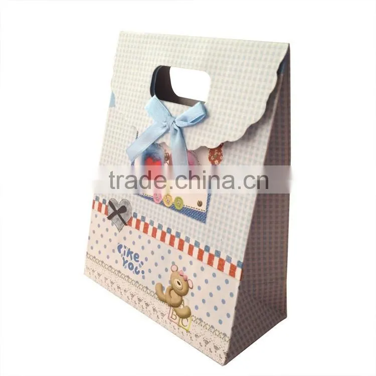 China Manufacturer Customized Packaging Paper Bags