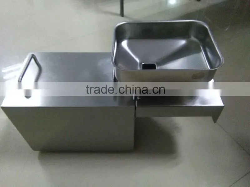 Production 3-5kg/h cold soybean oil press machine price