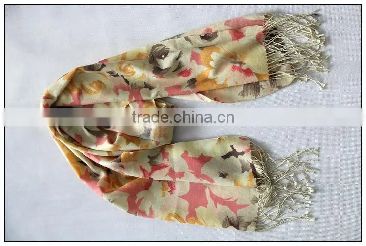 100% cashmere scarf