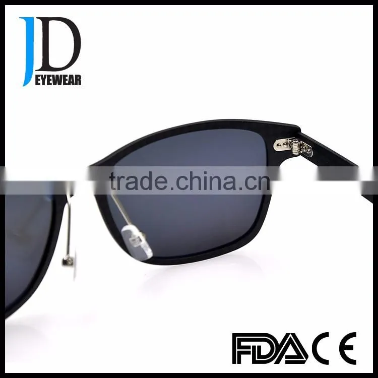 Custom Made Brand Logo Fashion Carbon Fiber Sunglasses Wholesale in China