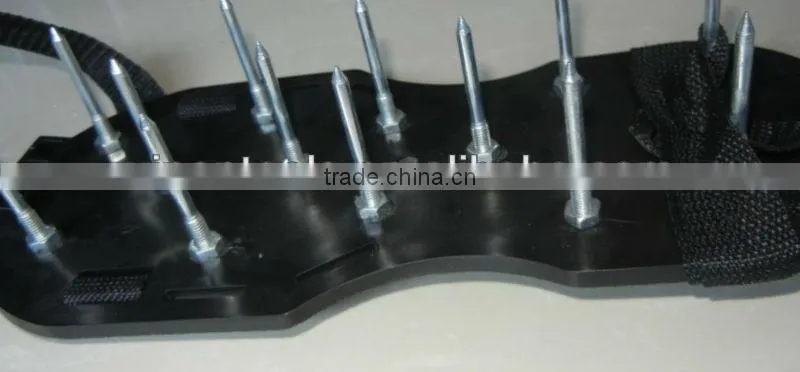 Tile Spiked Shoes with assembled