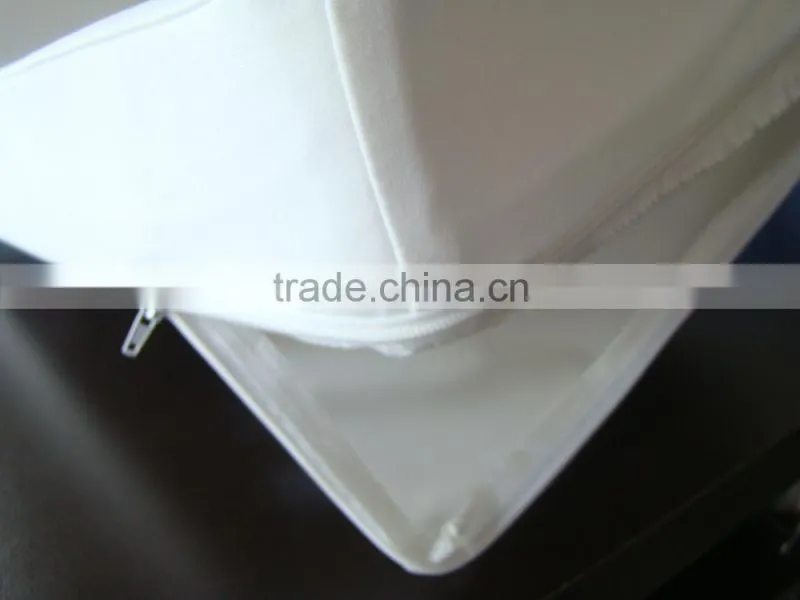 Lightweight waterproof polyester fabric for mattress cover