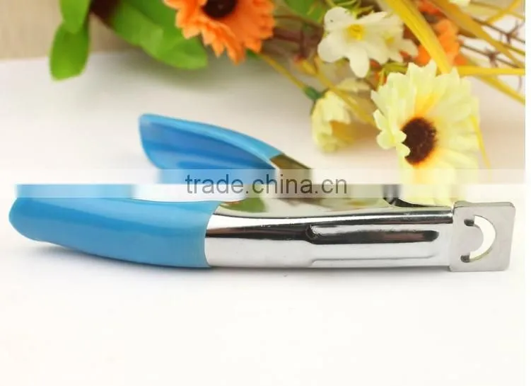 Nail tip cutter