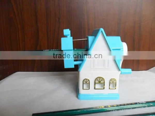 House Shaped Stylish Hand Crank Pencil Sharpener