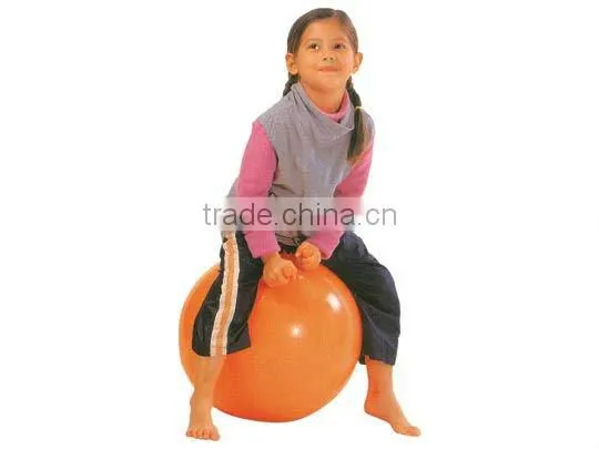 Inflatable bouncy ball