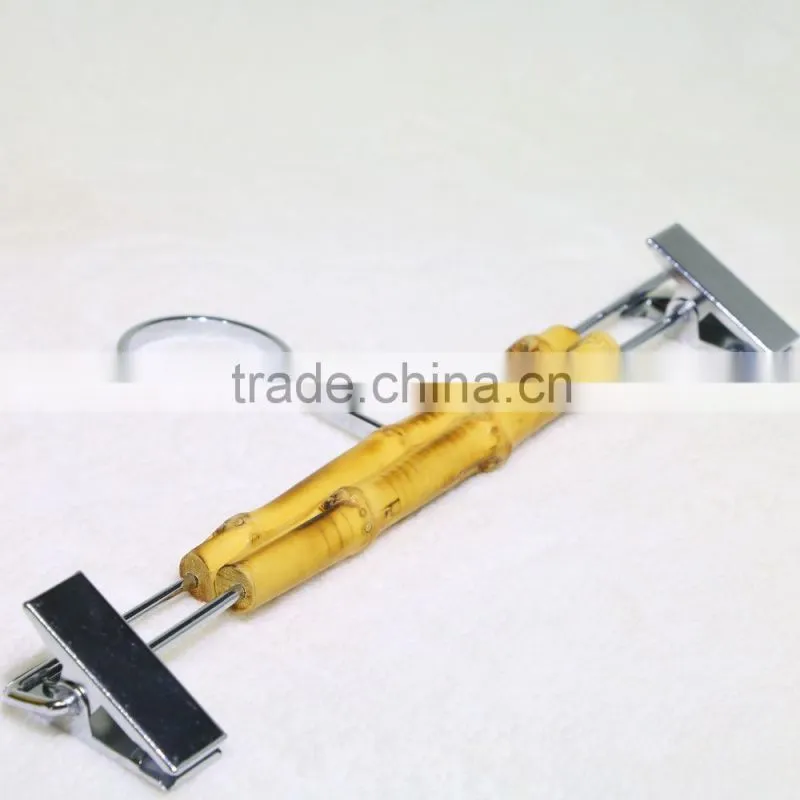 New fashionable bamboo hanger with metal rack