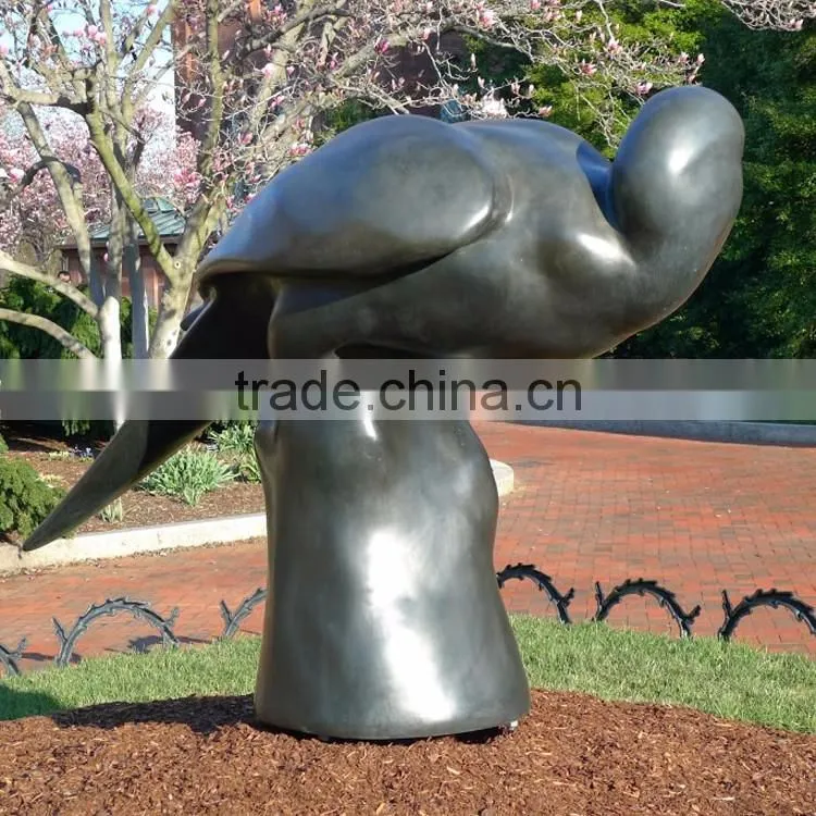 Bronze Swan sculpture for garden decor
