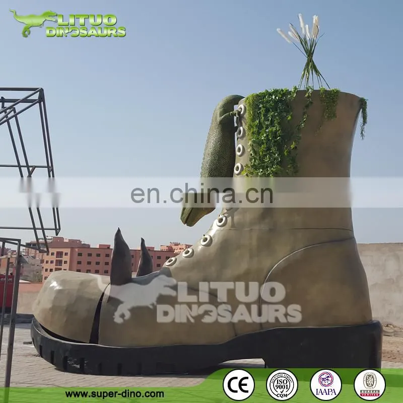 Plaza Playground Large Fiberglass Statue Attractive Model Simulation Boot