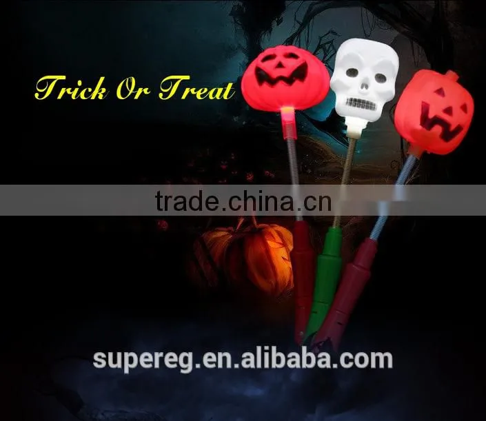 Halloween Pumpkin/Skull LED Light Stick Flash Glow PVC Fluorescence Sticks with Shaking Spring Party Decoration