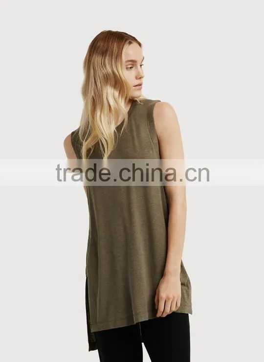 Latest fashion design women clothing sleeveless side split loose long t-shirt