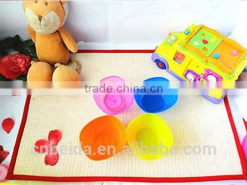 Pierced plastic plate with high quanlity and competitive price