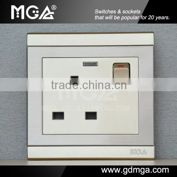 MGA Q7L series 13A BS Wall Socket &plug socket &Uk socket