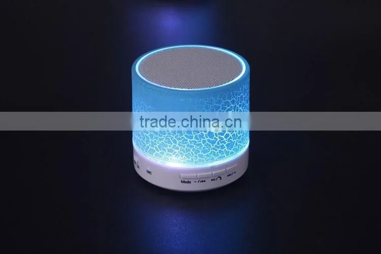 RGKNSE High Quality LED Speaker 300mAh Wireless Bluetooth Speaker with LED Light Brass mini Speaker