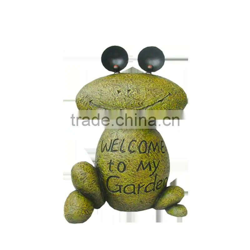 polyresin garden frog figurine with flower pot