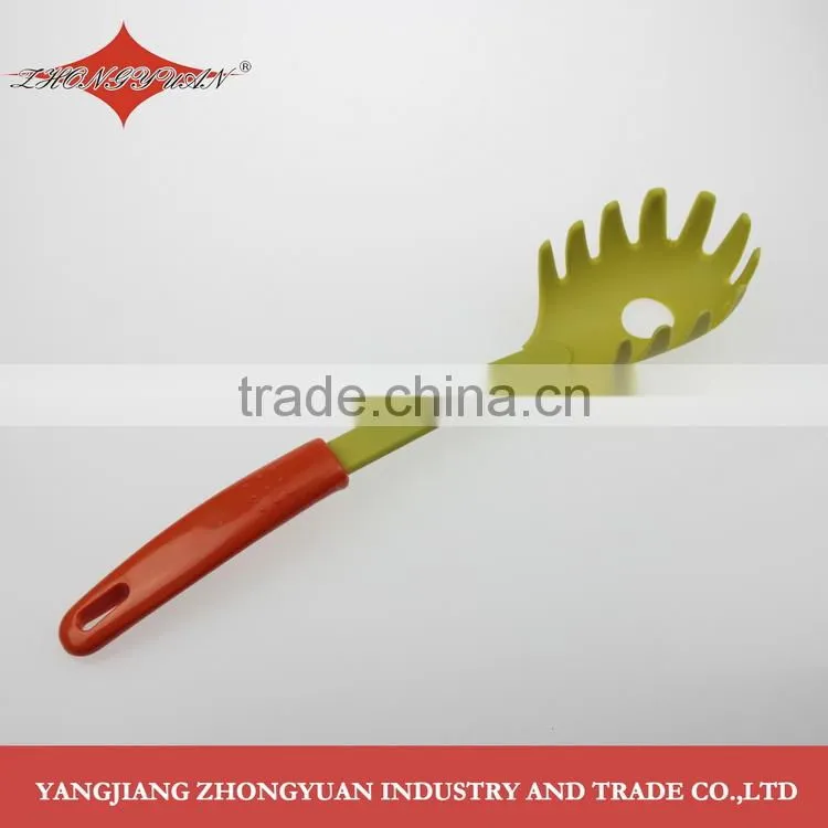 Hot sale unique factory price nylon rice ladle kitchen utensil with long plastic handle