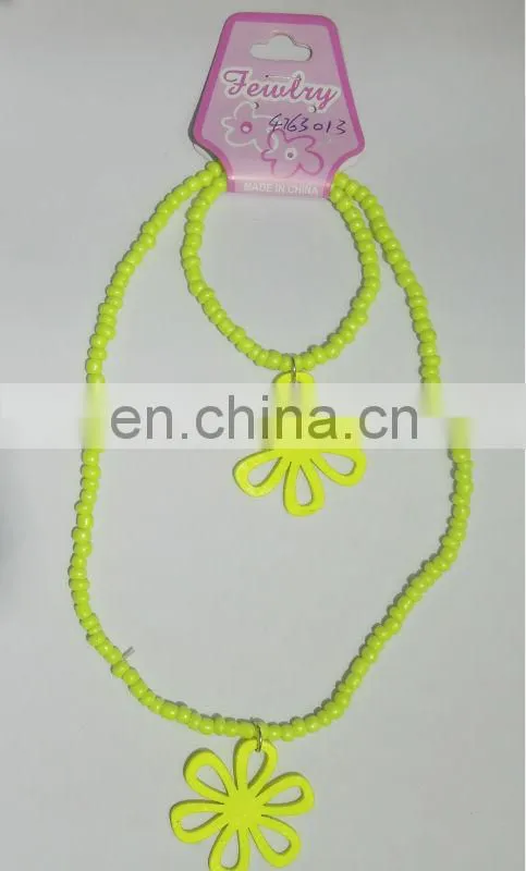 kids necklace and bracelet set with Luminous Color