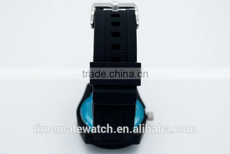 Fashion Geneva Silicone Quartz Sports Wrist Watch