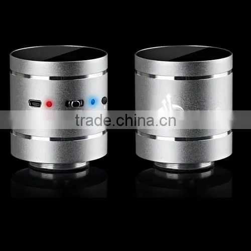 Top Sale Bluetooth Mini Speaker 10W built in rechargeable lithium battery