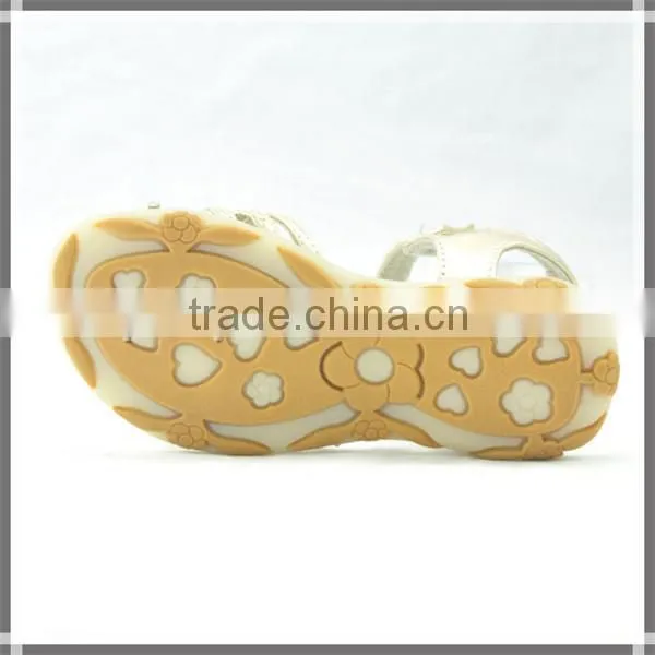 2014 Hot selling name brand fancy sandals for girl