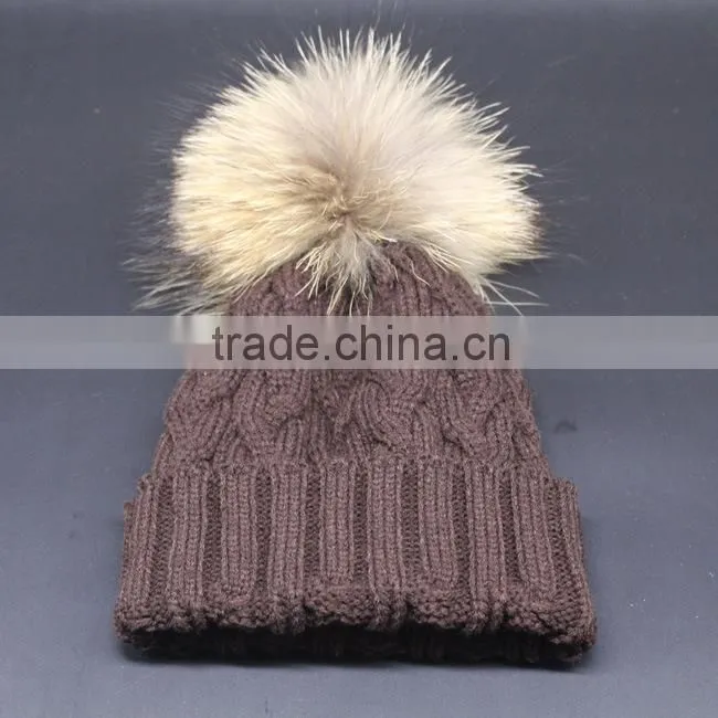 18 CM Big Raccoon Fur Pompom Woman Crochet Hats