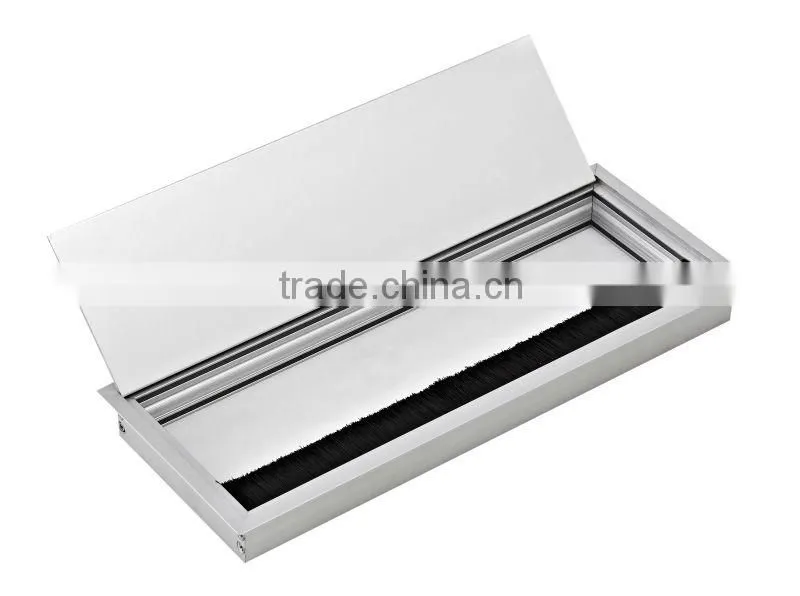 Hairbrush Threading box