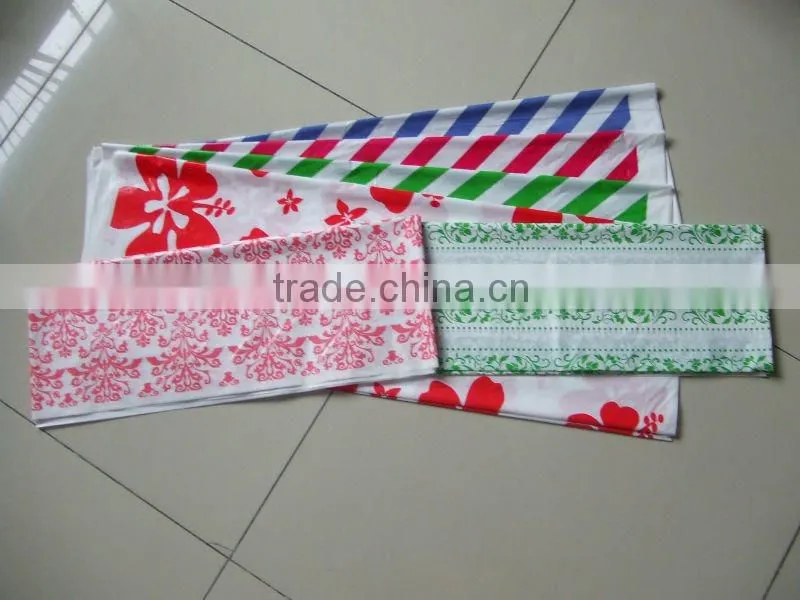 wholesales promotional price Plastic table cover & cloth for decoration