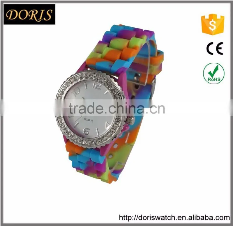 Wholesale charm man's wrist watches alloy material case silicone band