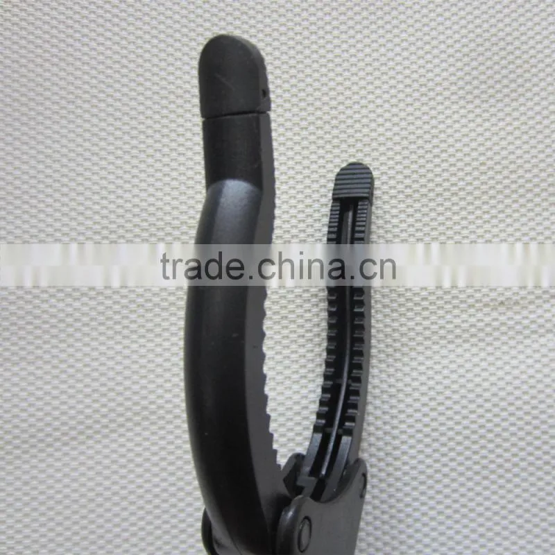 Garbage Pick Up Grabber Tool For Garden Use Or Household Usage