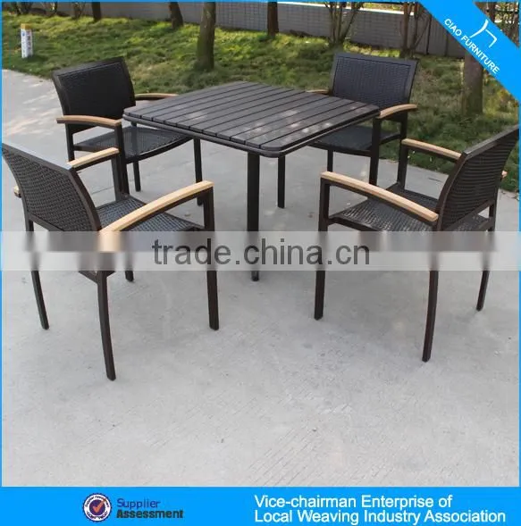 Outdoor ps-wood on top pub table and chairs 646+8604