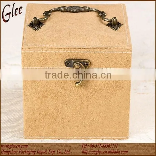 Vogue custom velvet cloth jewelry box/case