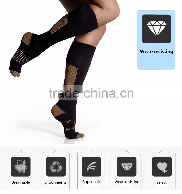 2017 Sporting wear online running compression hiking running soccer socks for man