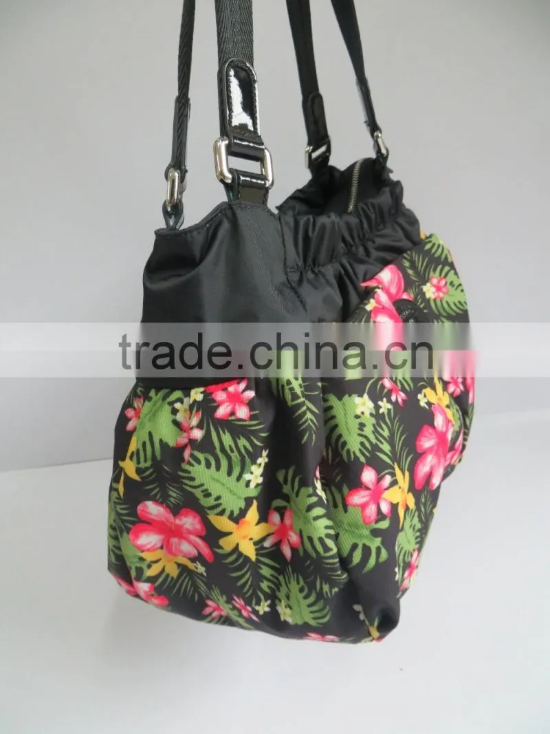 casual handbags lady medium size for shpping