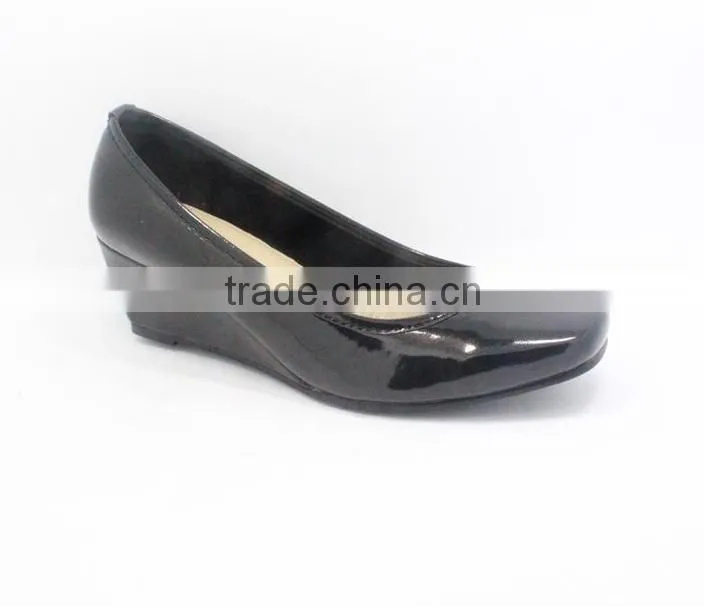 Classic patent PU leather square toe women wedges shoes guangzhou shoes factory