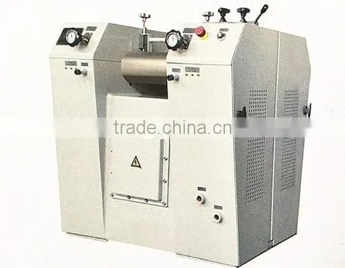 Longxin High Quality Horizontal Hydraulic Three Roll Mill(YSP150)