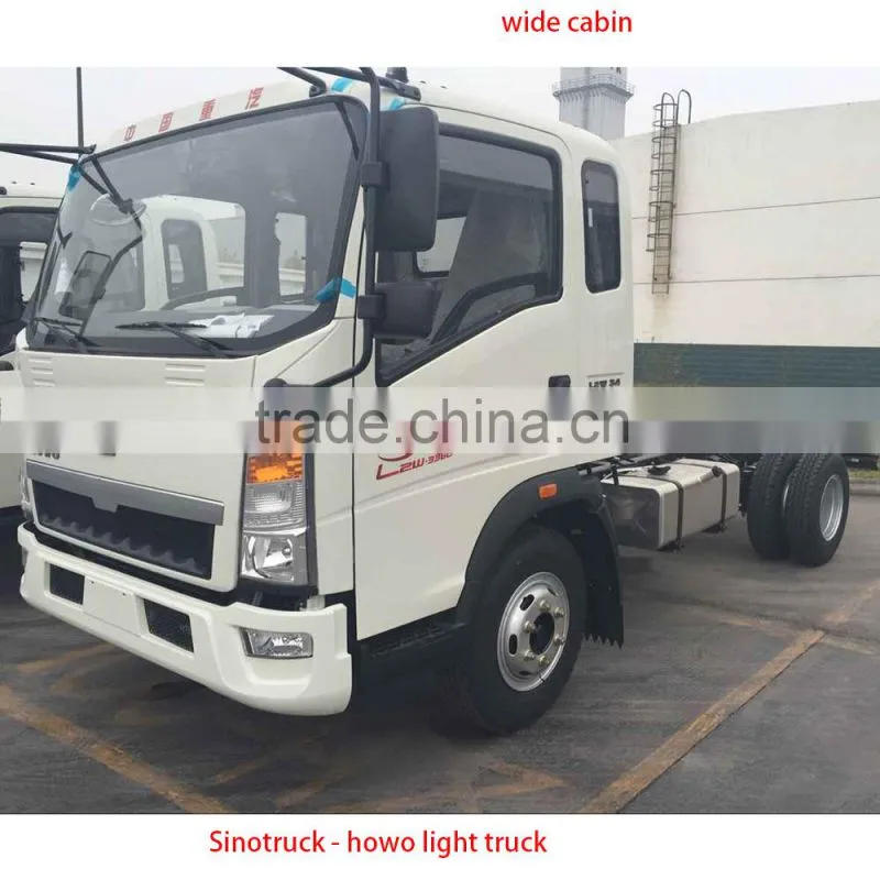 Sinotruck Howo wide cabin light truck ZZ1047D3415C145