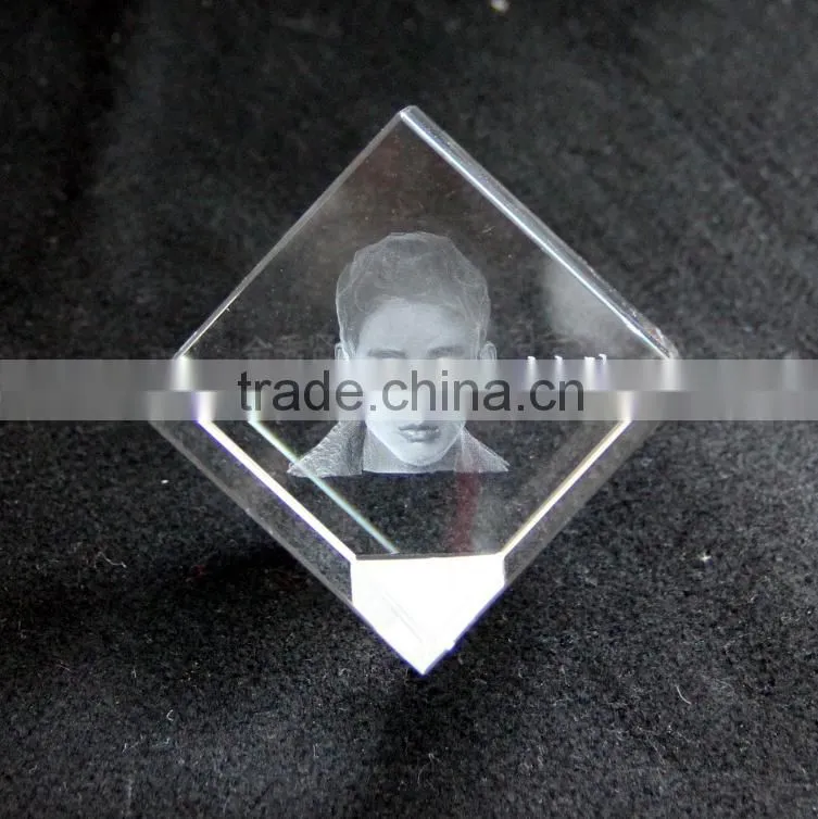 High Quality Crystal Cube Paperweight OSM026
