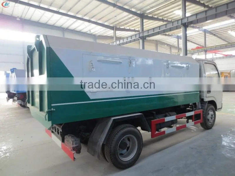 Dongfeng 4*2 Sealed Type Small Garbage Truck