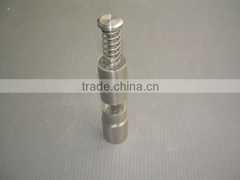 one-handle pepper mill