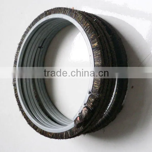 Round disc brush