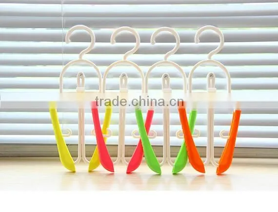 Business Travel Home Required Portable Folding Clothes Hangers Easy To Carry New
