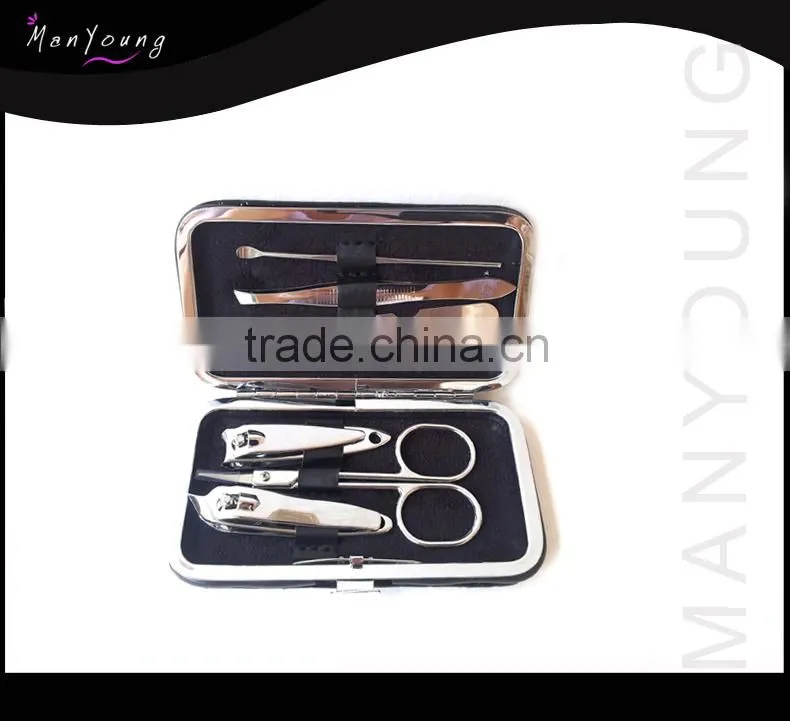 ManYoung manicure set with 6 pcs accessories