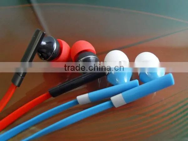 High quality in-ear earphone flat cable for walkman