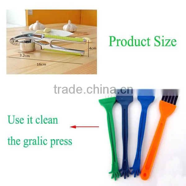Professional Garlic Crusher ,Ginger Crusher with Silicone Garlic Peeler and Cleaning Brush