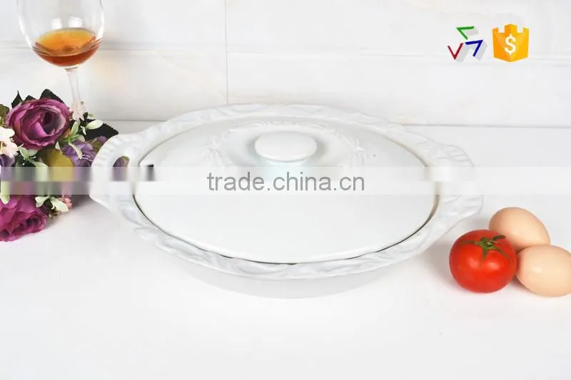 13.5" Oval high quality white porcelain comal with lid