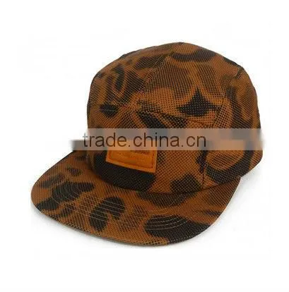 Cheetah pattern with leather patch custom fashion 5 panel cap